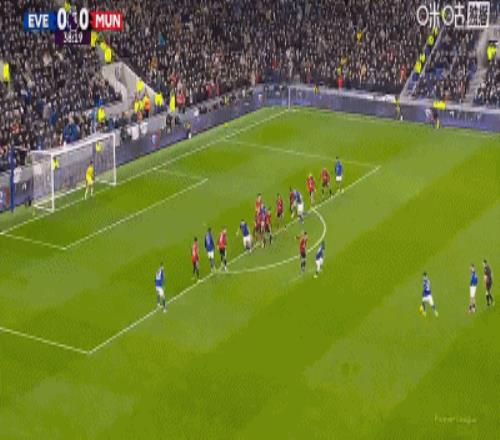 洛卡特利助,攻莫拉塔,尤文图斯惊,欧博体育官网,OUBO,Abg,SPORTS,欧博体育中国官网,OUBO,Abg体育平台,欧博体育服务